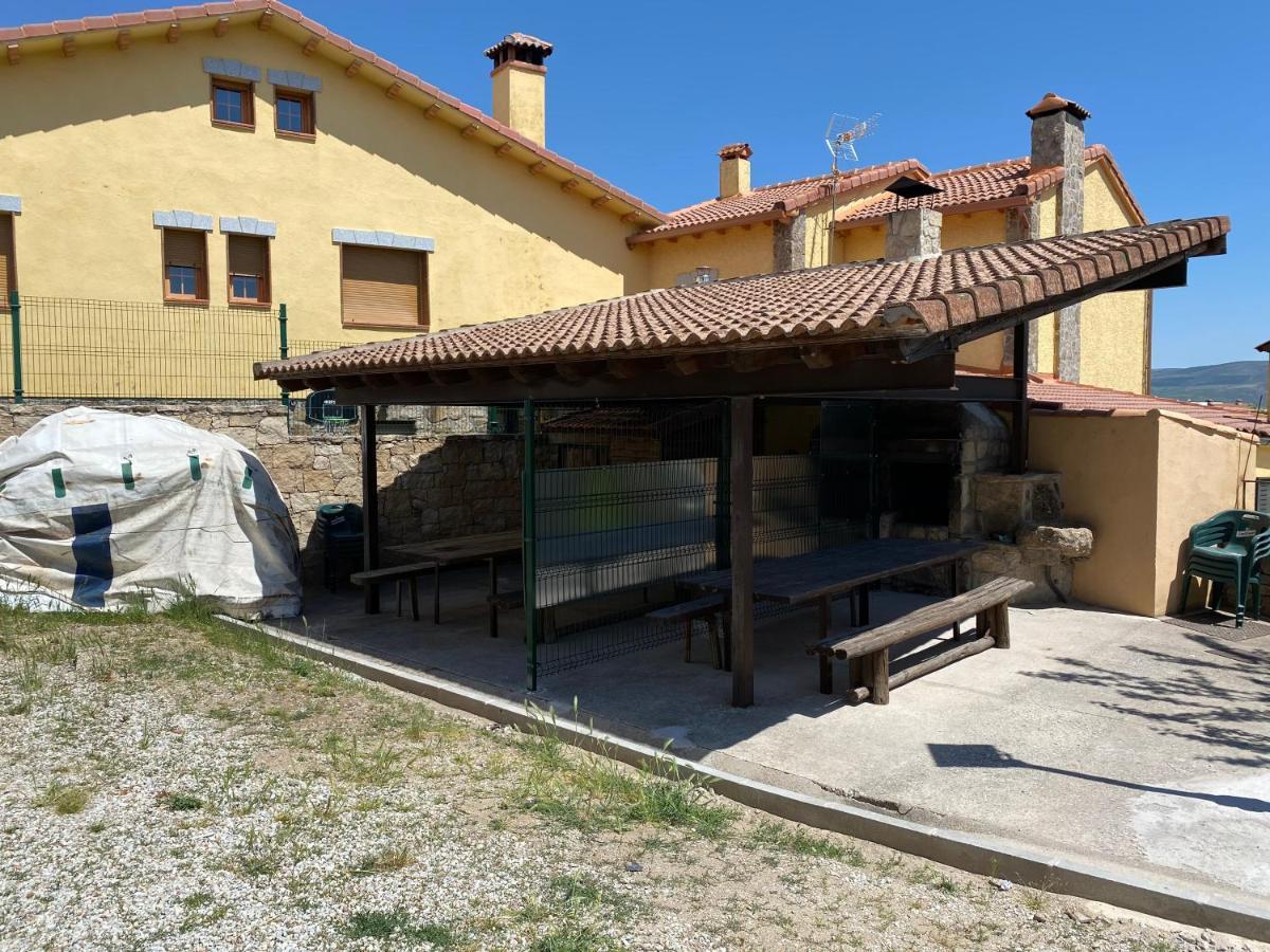 Mirasierra II Y III Navarredonda Extérieur photo